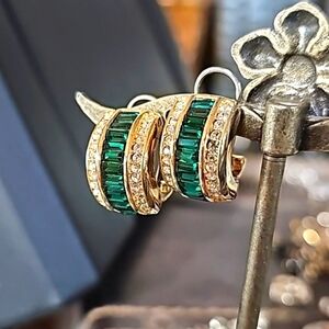 Emerald white faux stone on heavy gold earrings pierced ELEGANT VINTAGE LOT 268